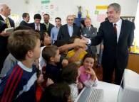 <p>Sócrates considera que foi dado "um passo muito importante para o crescimento e desenvolvimento económico e tecnológico do país"</p>