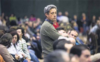 <p>Os trabalhadores da Rohde, reunidos em assembleia geral, foram alvo de um processo de <i>lay-off</i></p>