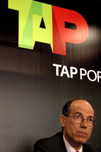<p>Presidente da TAP, Fernando Pinto, pede bom senso aos pilotos para que não marquem greve</p>