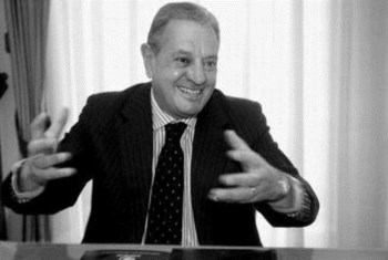 <p>Dono da corticeira Amorim volta a ser o português mais rico do mundo</p>