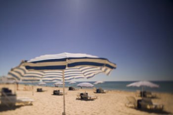 <p>Algarve continua a ser o destino favorito na época do Verão</p>