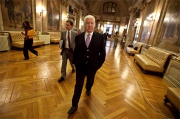 <p>A mão das Finanças ainda não chega a todo o lado</p>