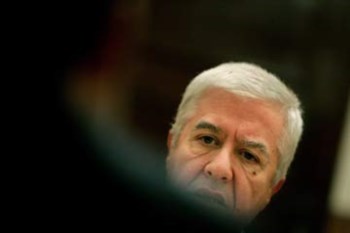 <p>O despacho foi assinado hoje mesmo</p>
