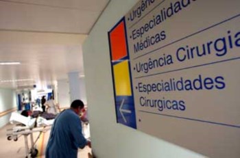 <p>Todos os hospitais com urgências vão ter farmácias abertas ao público</p>