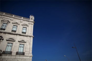 <p>Finanças ainda não conseguiram aplicar o plano de contabilidade a todo o Estado</p>