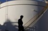 O preço do petróleo tem está há semanas acima dos cem dólares no mercado de referência europeu