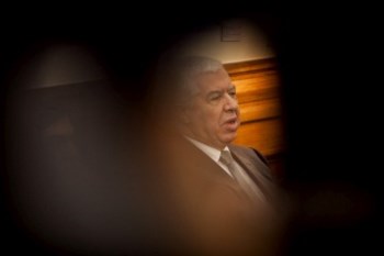<p>Pedido de ajuda justificava-se se as OT a dez anos passassem os sete por cento, dissera Teixeira dos Santos</p>