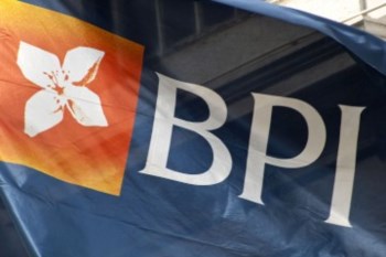<p>O investimento em dívida nacional vai ser particularmente penalizado nos teses de resistência à banca</p>