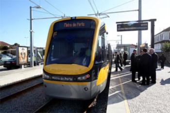 <p>O Metro do Porto demora, em média, quase seis meses a pagar a um fornecedor</p>