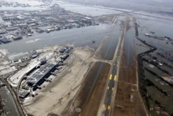 Aeroporto de Sendai (Japo) reabre parcialmente depois do sismo e tsunami 336597?tp=UH&db=IMAGENS&w=350&t=1302693064,6025