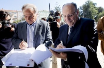 <p>Líderes sindicais foram hoje recebidos pela "troika"</p>