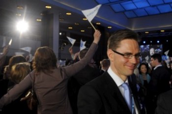 <p>Jyrki Katainen, primeiro-ministro eleito e actual ministro das Finanças</p>