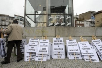 <p>Sindicatos têm contestado as mudanças acordadas com a <i>troika</i></p>