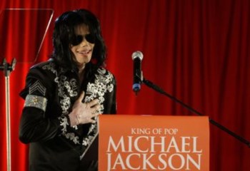 Michael Jackson morreu em 2009 mas temas inéditos continuam a surgir