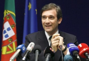 <p>Passos Coelho falou aos jornalistas no final do Conselho Europeu em Bruxelas</p>