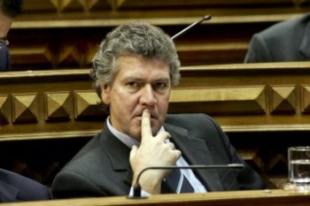 <p>Marques Guedes espera que haja “um consenso entre os parceiros sociais”</p>