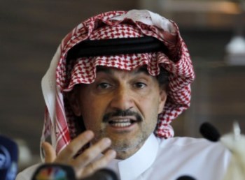 <p>O príncipe Al-Waleed bin Talal na apresentação da Kingdom Tower, esta terça-feira, em Riyadh</p>