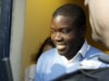 Kweku Adoboli à saída do tribunal de Londres