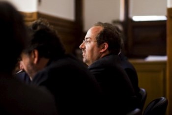 <p>Trabalho está sob tutela do ministro da Economia e do Emprego, Álvaro Santos Pereira</p>