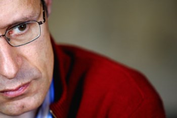 <p>O líder do BE diz que a Madeira "precisa de se defender de Alberto João Jardim"</p>