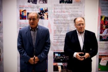 <p>Os líderes da UGT e da CGTP, João Proença e Carvalho da Silva (à esq.), partilham o desagrado.</p>