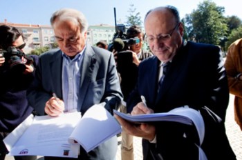 <p>Carvalho da Silva e João Proença juntos no ano passado</p>