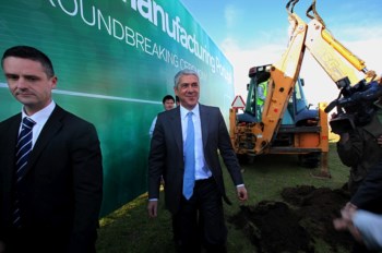 <p>Primeira pedra da fábrica foi lançada por José Sócrates a 11 de Fevereiro</p>