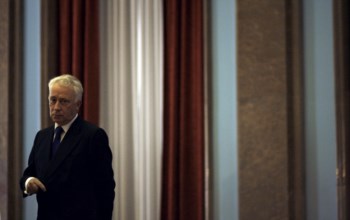 <p>Carlos Costa enviou às Finanças algumas sugestões para alterar projecto-lei do Governo</p>