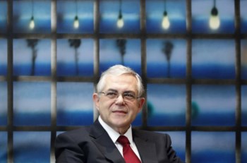 <p>Lucas Papademos é primeiro-ministro da Grécia desde Novembro</p>