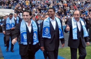 Futre numa homenagem a ex-jogadores do Porto, em 2007