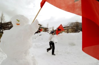 <p>Os movimentos de protesto já se instalaram em Davos </p>