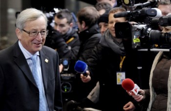 <p>Declarações de Juncker foram proferidas à entrada da reunião do Conselho Europeu</p>