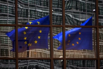 <p>Dívida pública da UE ronda os 82,2% do PIB</p>