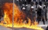 Grupo lançou cocktails molotov no centro de Atenas