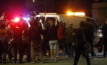 Durante um concerto nos Grammy, em 2011