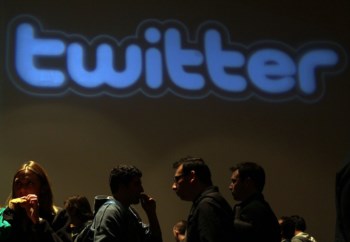 <p>Gerir a presença de empresas e marcas nas redes sociais como o Twitter pode ser bem pago</p>