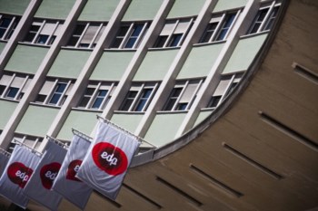 <p>O Estado aguarda por luz verde para vender 21,35% da EDP à China Three Gorges</p>