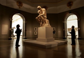 Os 650 participantes no estudo tinham de, por exemplo, observar <i>O pensador</i> de Rodin