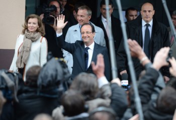 François Hollande durante a votação