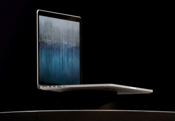O melhor portátil da Apple passa a ter 1,8 centímetros de espessura e a pesar pouco mais de dois quilogramas