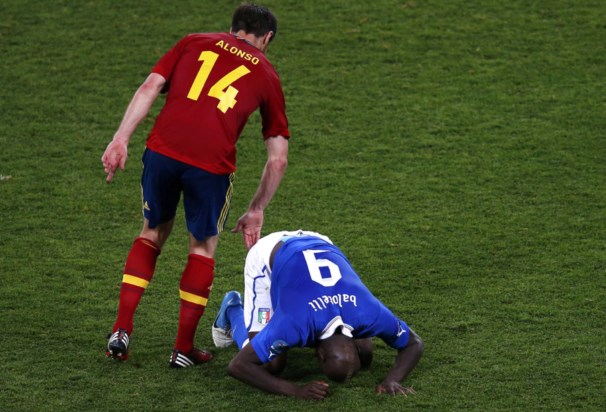 espanha goleou a itália