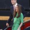 Kate, vestida por Diane Von Furstenberg, no dia anterior ao casamento de Zara Phillips
