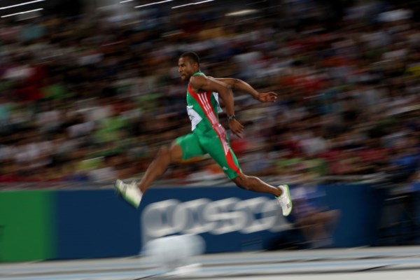 <p>Nélson Évora foi o último atleta nacional a colocar a bandeira portuguesa no mastro olímpico mais alto</p>