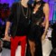 O casal sensação teenager, Justin Bieber e Selena Gomez - posaram juntos para os fotógrafos com um terceiro elemento: a piton albina Johnson, que o cantor levou ao evento