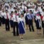 Uma fotogaleria de Carlos Barria/Reuters que acompanha turistas na Coreia do Norte em 2011. Aqui, a população despede-se do cruzeiro Mangyongbyong, no porto de Rason, na Zona Especial Económica da Coreia do Norte. O primeiro cruzeiro do país, num velho navio, navegou com 130 passageiros, entre Rajin, perto da fronteira China-Rússia, e o resort do Monte Kumgang, perto da fronteira com a Coreia do Sul.