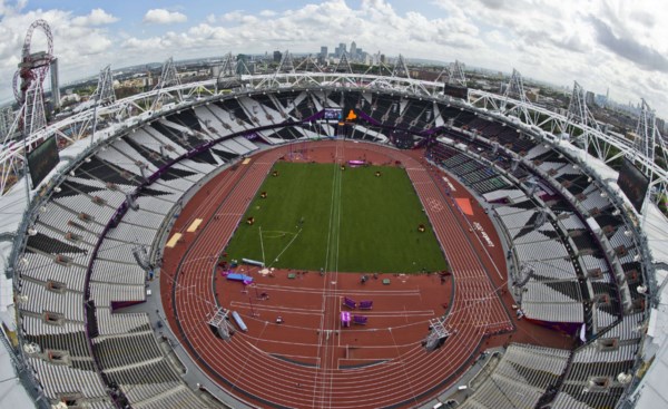 <p>O estádio olímpico pronto para receber o atletismo</p>