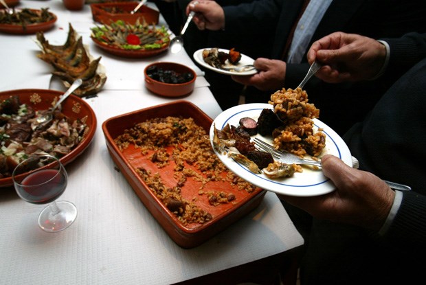 Não é recomendada a ingestão em excesso de carnes vermelhas, sobretudo as processadas.