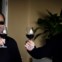 O actor norte-americano Adrian Granier com o produtor Peter Glatzer na apresentação do vinho produzido por ambos