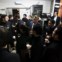 Os alunos das escolas de hotelaria de Faro e Portimão juntam-se à equipa do Vila Joya - a que nestes dias estão a dar apoio - para celebrar mais uma noite de sucesso