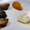 Tamboril com cebola, espinafres e cenoura